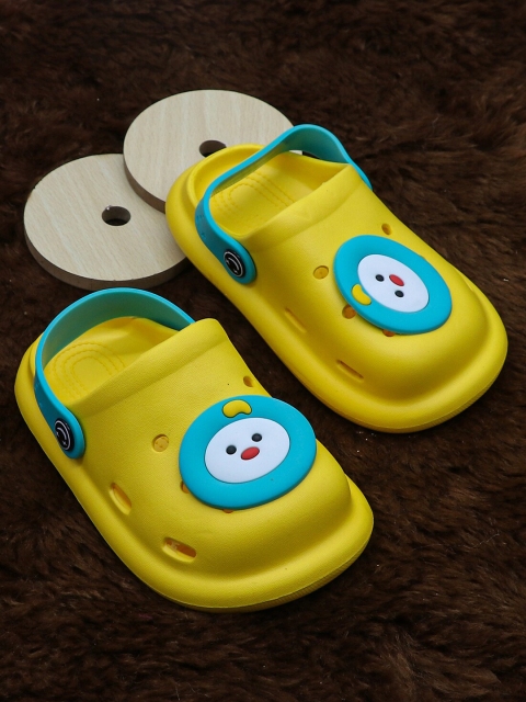 

FEETWELL SHOES Unisex Kids Yellow & Turquoise Blue Croslite Clogs