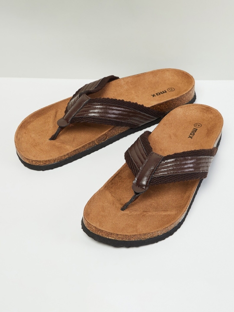 

max Men Brown Comfort Sandals