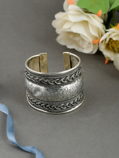 

Silvermerc Designs Women Silver Brass Oxidised Floral Carving Statement Handcuff Bracelet