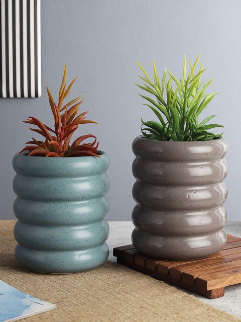 

The Decor Mart Set of 2 Textured Handcrafted Ceramic Planters, Brown