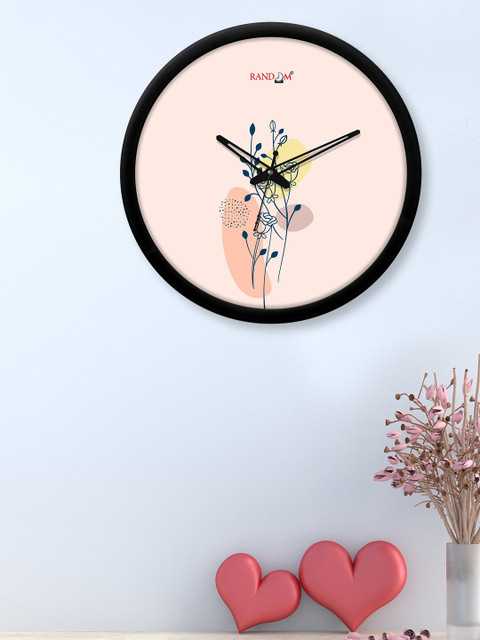 

RANDOM Black & Peach-Coloured Printed Contemporary 30 cm Analogue Wall Clock