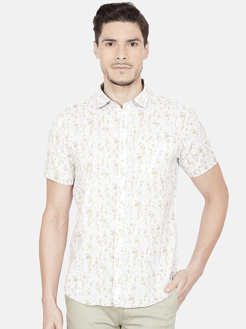 

Oxemberg Men Beige Slim Fit Floral Printed Casual Shirt