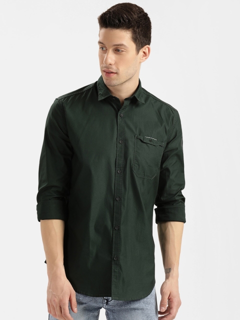 

V2 Value & Variety Men Green Slim Fit Casual Shirt