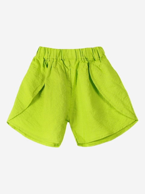 

YK Girls Green High-Rise Cotton Regular Shorts