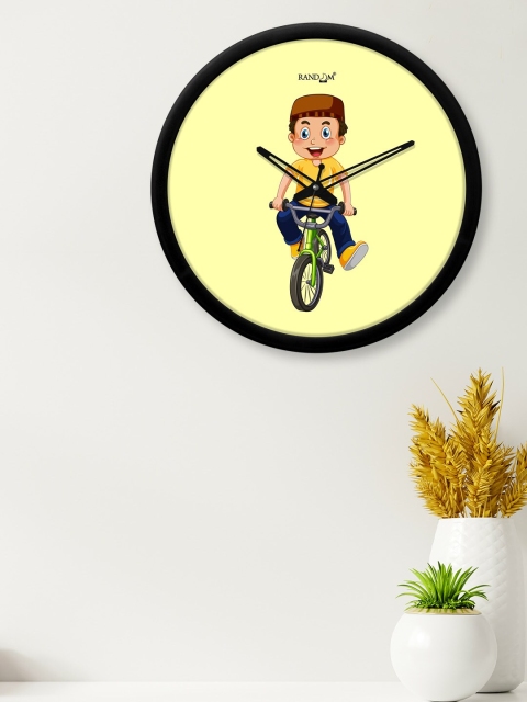 

RANDOM Yellow & Black Printed 30 cm Analogue Contemporary Wall Clock