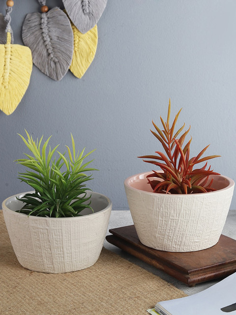 

The Decor Mart Set Of 2 Grey & Pink Textured Ceramic Planters