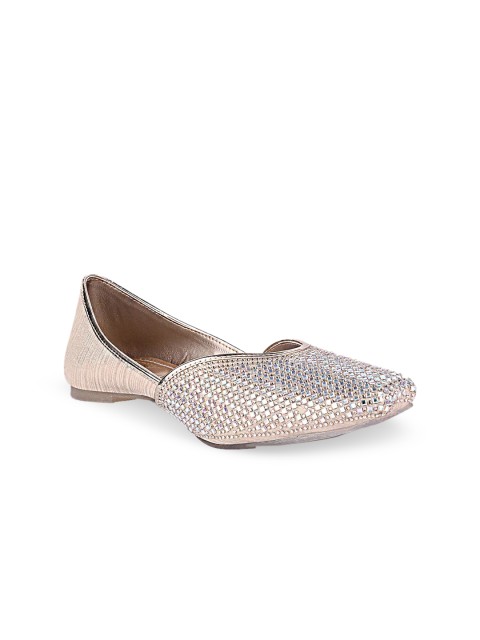 

Stelatoes Women Gold-Toned Embellished Mojaris Flats