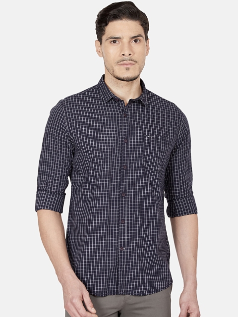 

Oxemberg Men Navy Blue Slim Fit Checked Casual Shirt