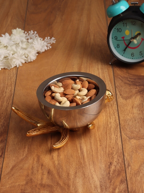 

Aapno Rajasthan Silver-Toned Stainless Steel Bowl With Brass Handle