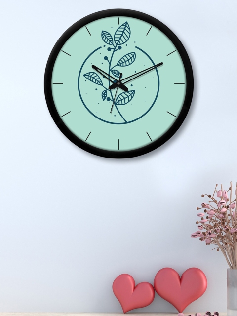 

RANDOM Black & Black Printed 30 cm Analogue Contemporary Wall Clock
