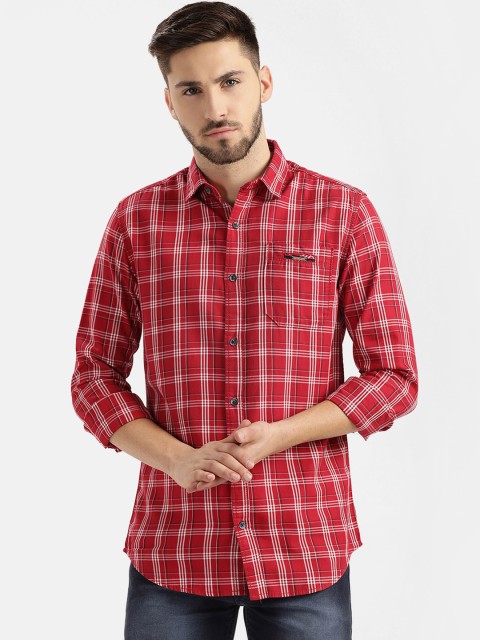 

V2 Value & Variety Men Red Slim Fit Tartan Checks Cotton Casual Shirt