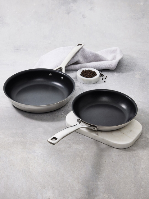 

LE CREUSET Set Of 2 Silver-Toned & Black Solid Shallow Frying Pan Cookware, Steel