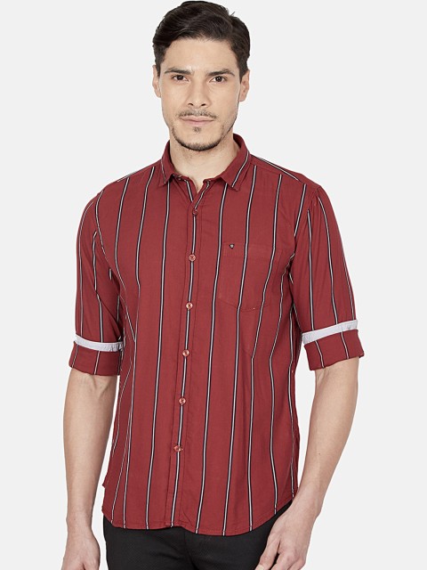 

Oxemberg Men Red Slim Fit Striped Casual Shirt