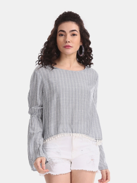 

Aeropostale Grey & White Striped Bell Sleeve Regular Top