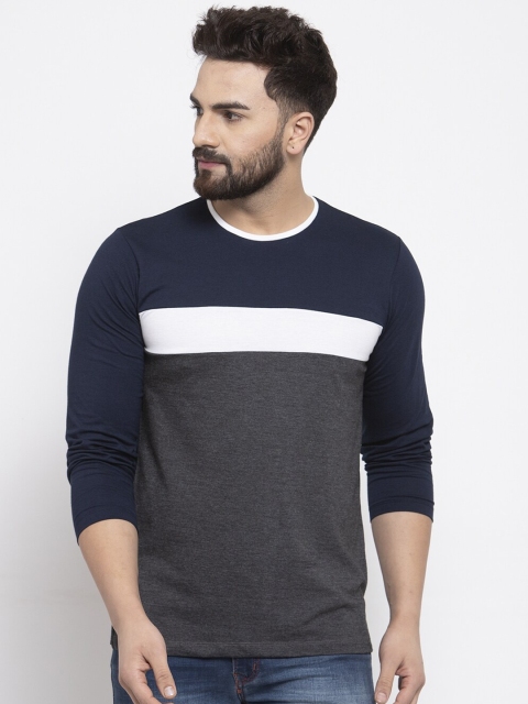 

Kalt Men Grey & White Colourblocked T-shirt