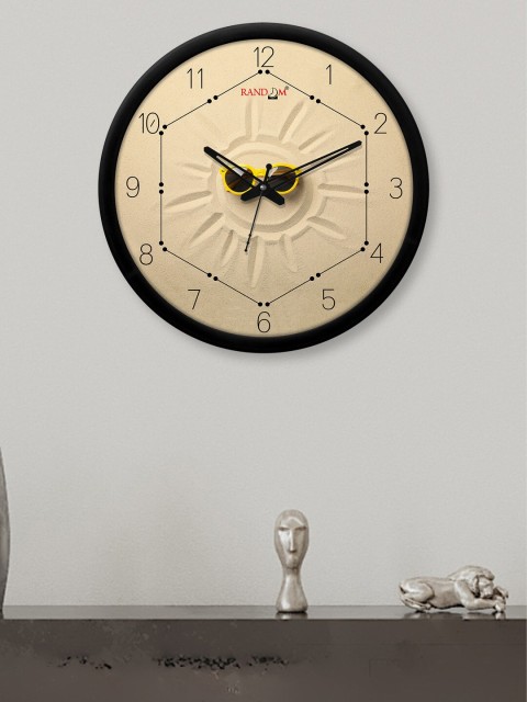 

RANDOM Black & Brown Contemporary 30.4 cm Analogue Wall Clock