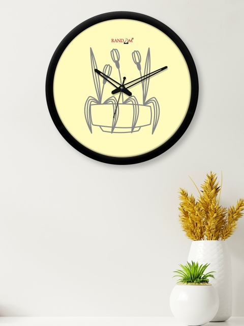 

RANDOM Black & Yellow Printed Contemporary 30.4 cm Analogue Wall Clock