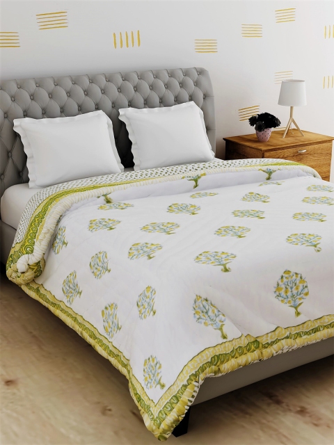 

Salona Bichona White & Green Ethnic Motifs Mild Winter 120 GSM Double Bed Quilt