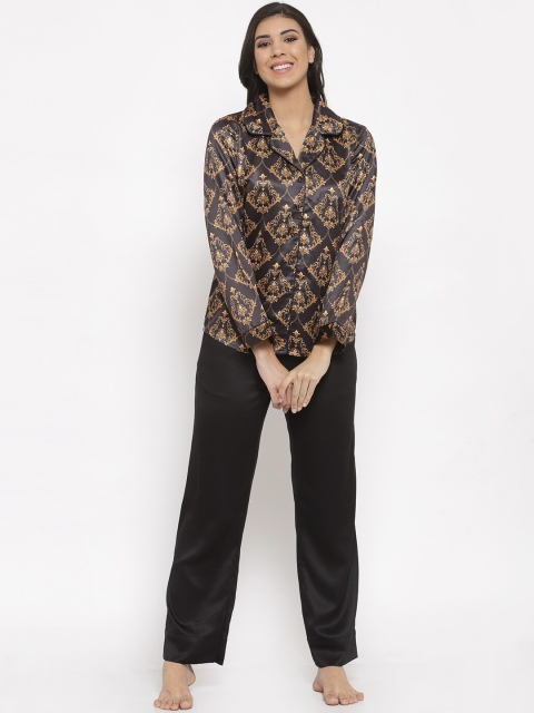 

DECOREALM Women Black & Yellow Printed Night Suit