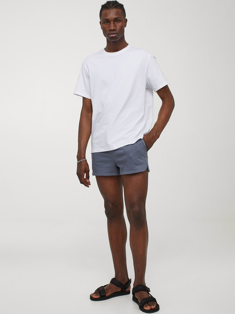 

H&M Men Grey Mid-Rise Regular Fit Sweatshirt Shorts