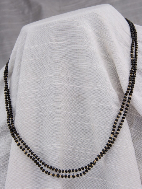 

Alankruthi Black Layered Chain