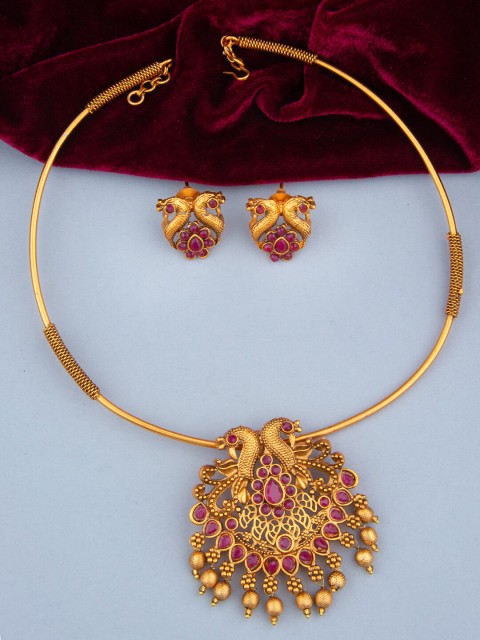 

Alankruthi Gold-Plated & Pink Stone-Studded Jewellery Set