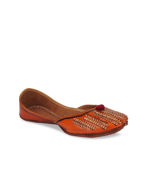 

The Desi Dulhan Women Brown Embellished Mojaris Flats