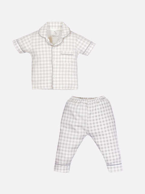 

BABY GO Girls Grey & Off White Printed Night suit