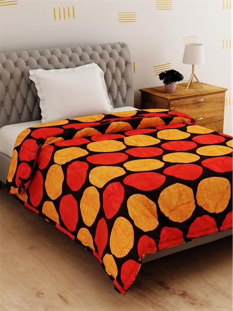 

Salona Bichona Black & Yellow Geometric Microfiber Mild Winter 120 GSM Single Bed Comforter