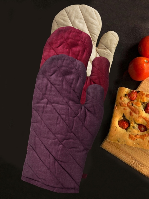 

KLOTTHE Unisex Set Of 3 Assorted Oven Gloves