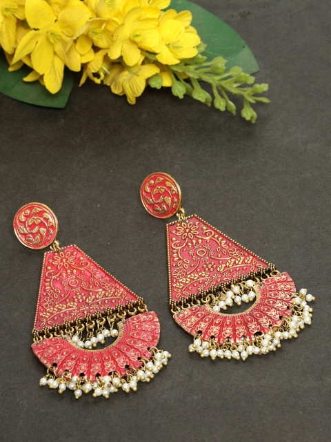 

DIVA WALK Gold Contemporary Drop Earrings