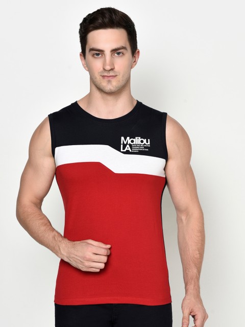 

Octave Men Red & Black Colourblocked T-shirt