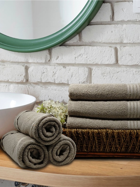 

Trident Set Of 6 Beige Anti Microbial Tri-Safe 380 GSM Pure Cotton Towels