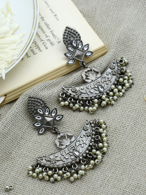 

TEEJH Silver-Plated Oxidized Contemporary Drop Earrings