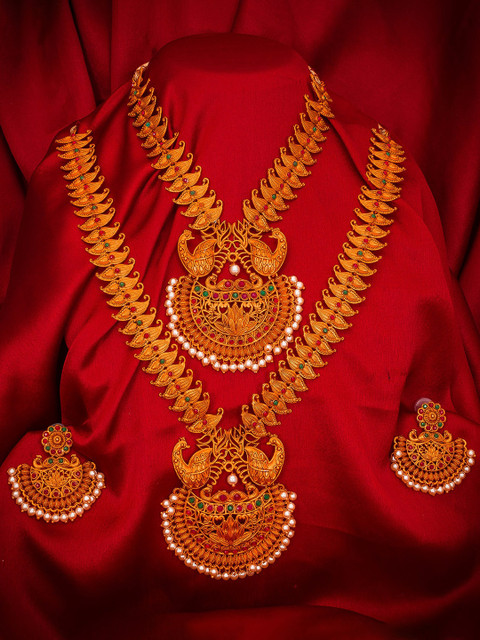 

aadita Gold-Plated Green Pearls-Studded Temple Jewellery Set