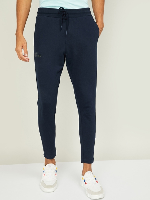 

Bossini Men Navy Blue Solid Cotton Track Pants