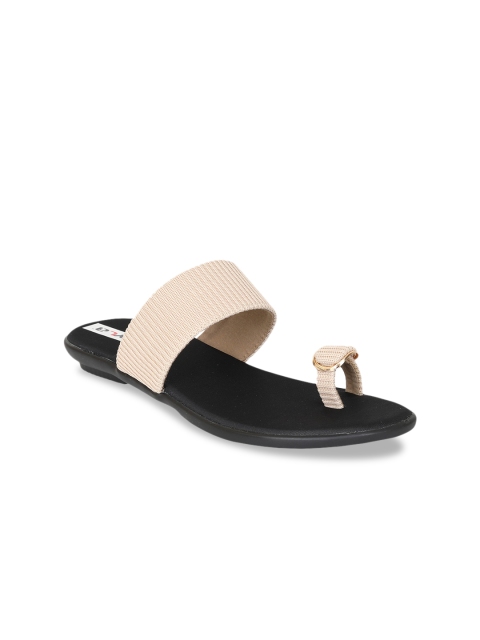 

Zyla Women Cream-Coloured Colourblocked One Toe Flats