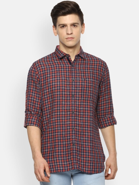 

Van Heusen Sport Men Blue & Red Pure Cotton Slim Fit Checked Casual Shirt