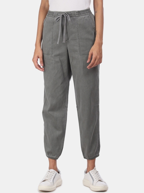 

GAP Women Grey Tencel Utility Joggers