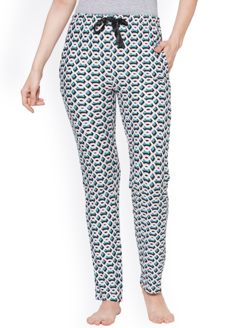 

Sweet Dreams Women Green Printed Pyjamas
