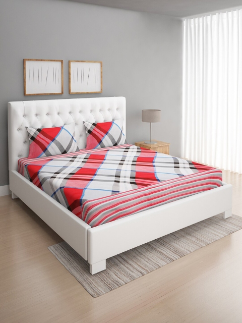 

ROMEE White & Red Geometric 144 TC Queen Bedsheet with 2 Pillow Covers