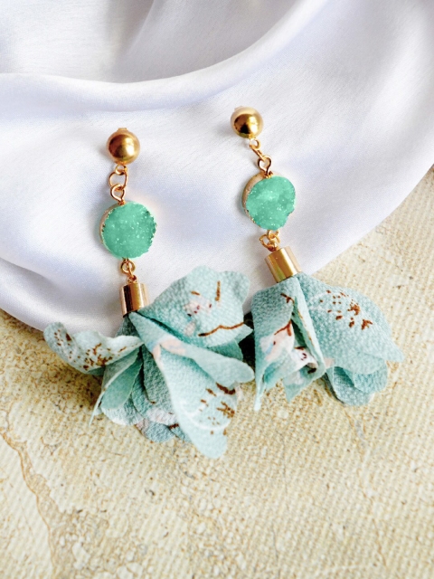 

JOKER & WITCH Blue Contemporary Drop Earrings