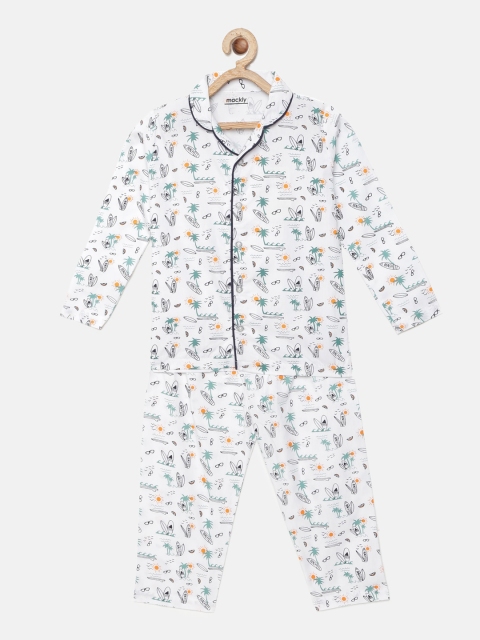 

mackly Boys White & Green Printed Night suit