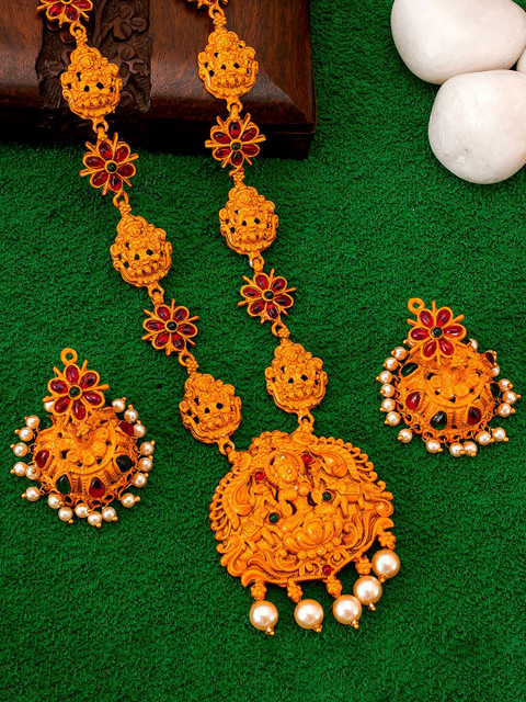 

aadita Gold-Plated Magenta-Pink & White Pearl-Beaded & Stone-Studded Temple Jewellery Set