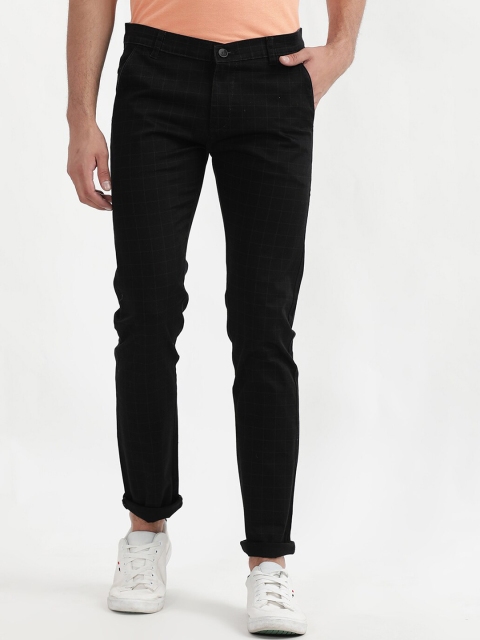 

V2 Value & Variety Men Black Checked Chinos Trousers