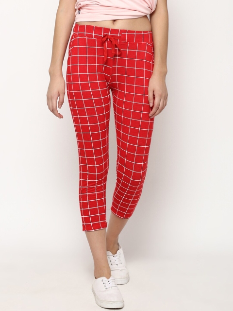 

V2 Value & Variety Women Red Checked Capris