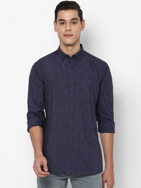

Solly Jeans Co Men Navy Blue Printed Casual Shirt