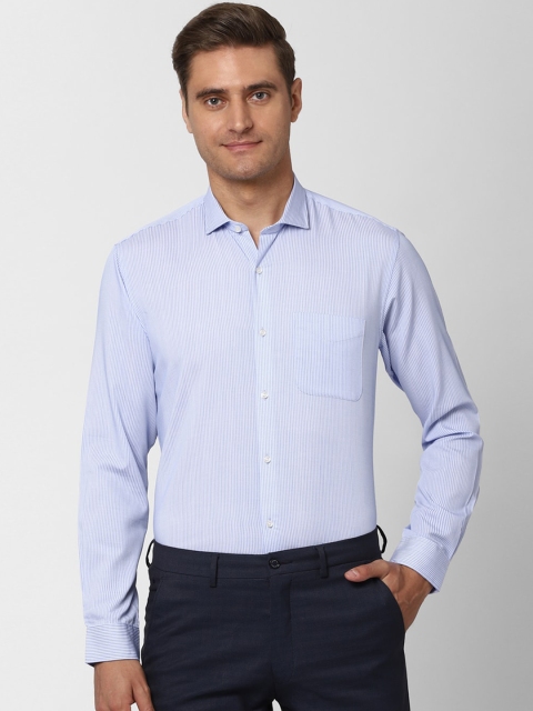

Peter England Men Blue Pinstripes Striped Casual Shirt