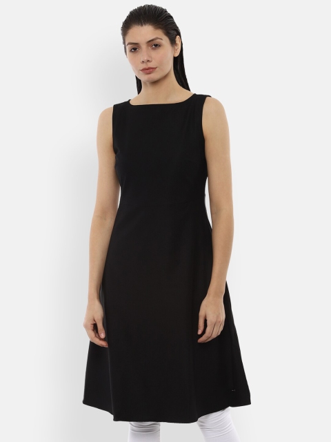 

Van Heusen Woman Black Boat Neck Tunic
