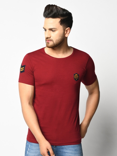 

ELEGANCE Men Maroon Applique Regular Fit T-shirt